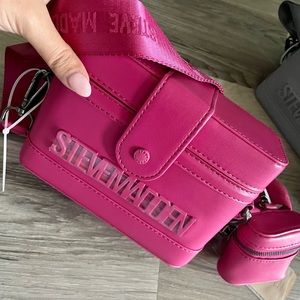 Steve Madden BGIOVE crossbody bag